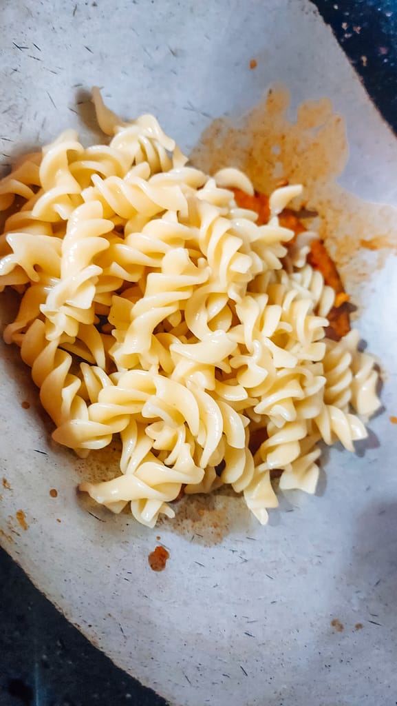 Easy Peanut Butter Pasta: A Unique Twist on a Classic Dish | Ready in 30 minutes