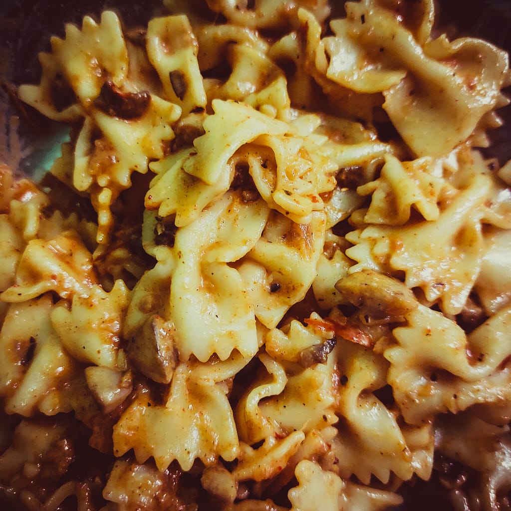 Simple and spicy Mushroom Pasta