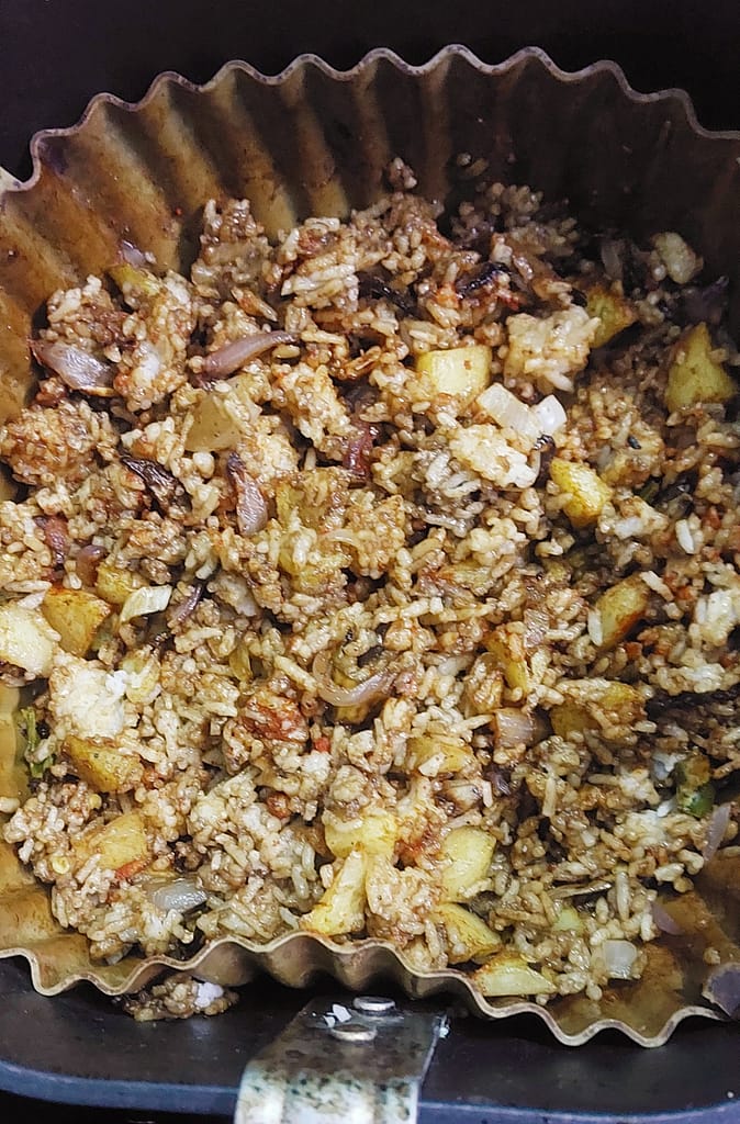 Perfectly crispy Air Fryer Fried Rice with vegetables, a healthy and easy recipe