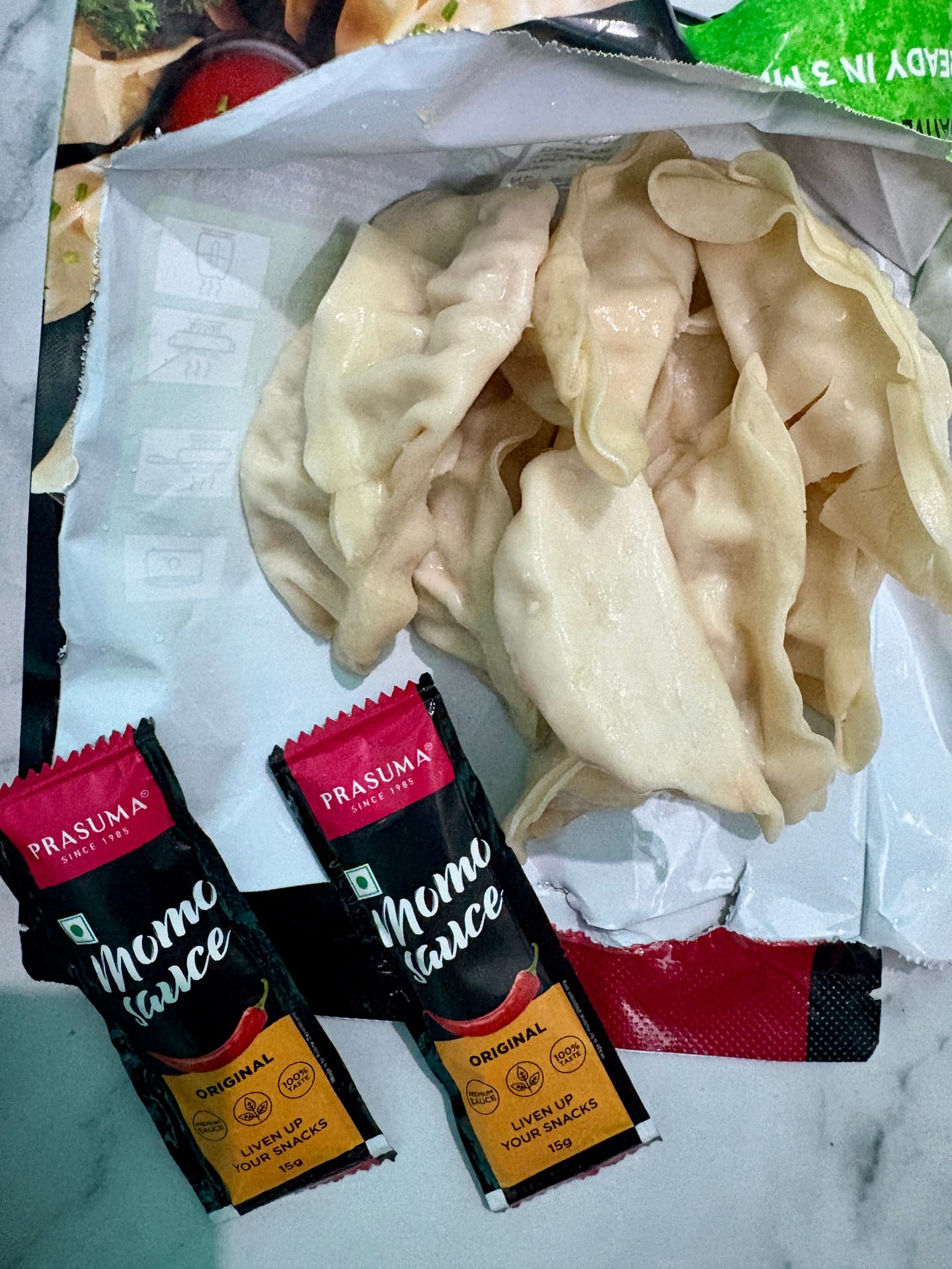 Prasuma veg paneer momos review